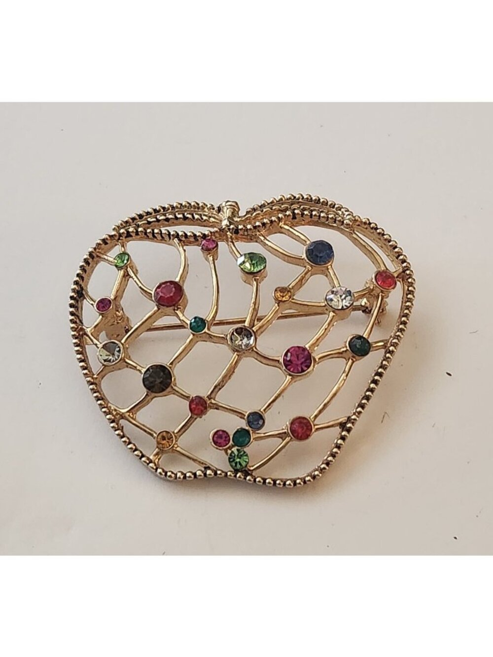 Rhinestone Apple Brooch: Gold Tone Teacher Lapel Pin